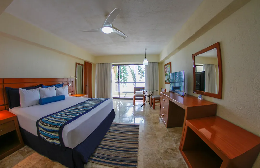 Plaza Pelicanos Grand Beach Resort All Inclusive-1